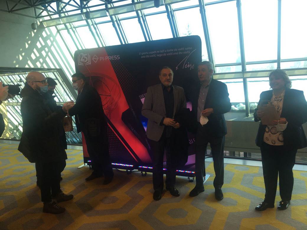 Nikola Rokvić sa partizanovcima Obradovićem i Kićanovićem