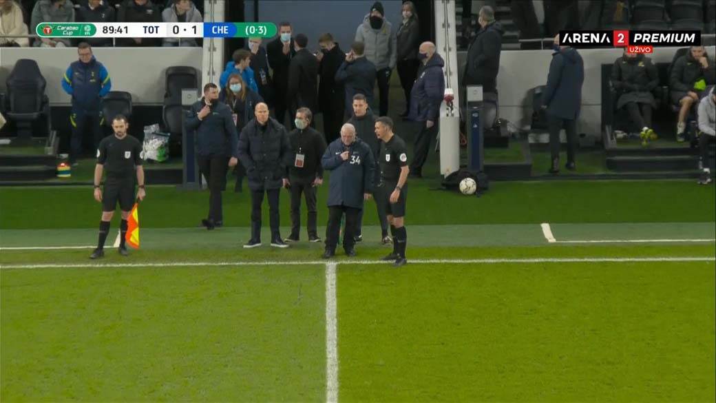 Navijaču pozlilo na meču Totenhema i Čelsija (3).jpg