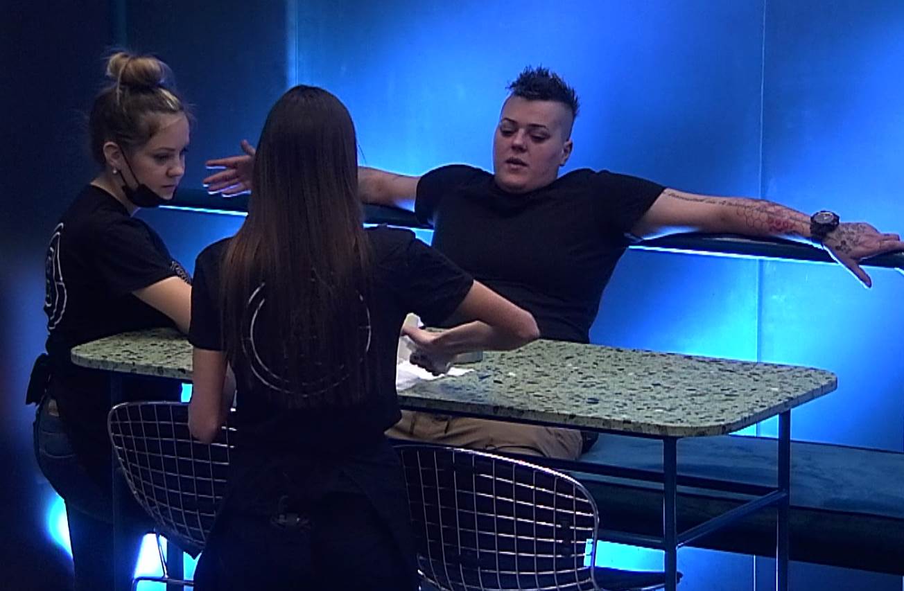 Rijaliti Bar Sanja iznervirala Marka