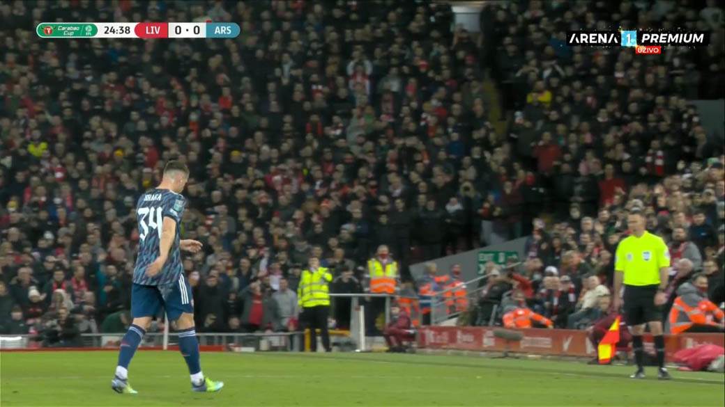 Granit Džaka crveni karton 5.24.39.jpg