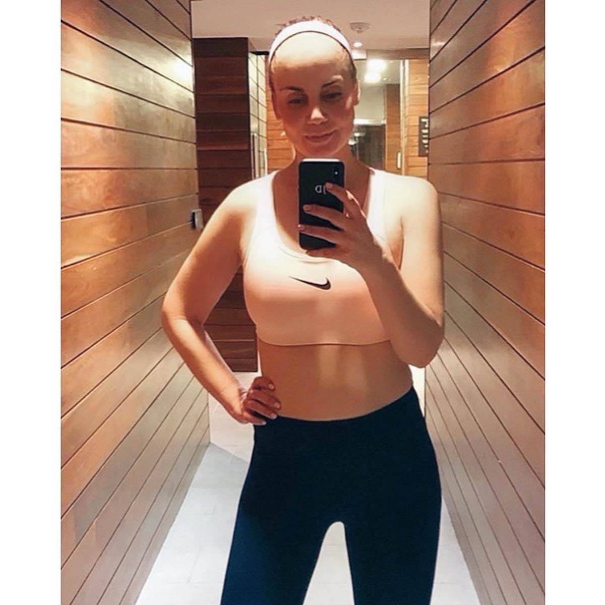 Mesec dana od smrti oca Jelena Dokić poslala poruku koju će sve žene razumeti