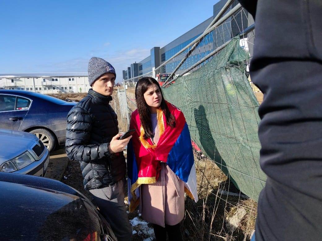 Novakovi Fanovi na aerodromu