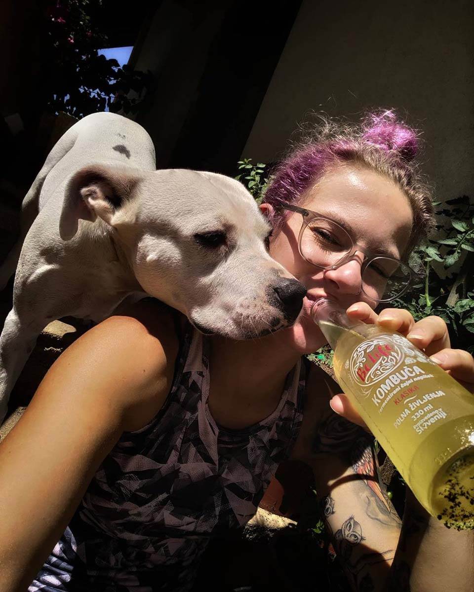 Rijaliti Bar Lara Goršek Kos