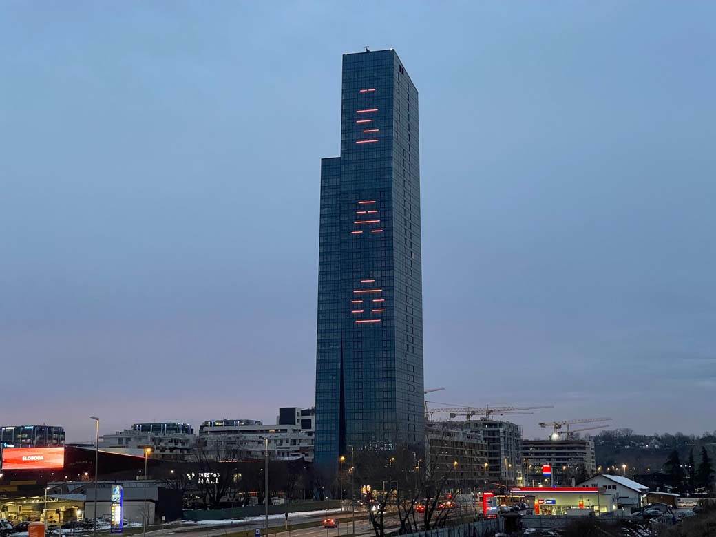 Nole dobrodošao kući (4).jpg