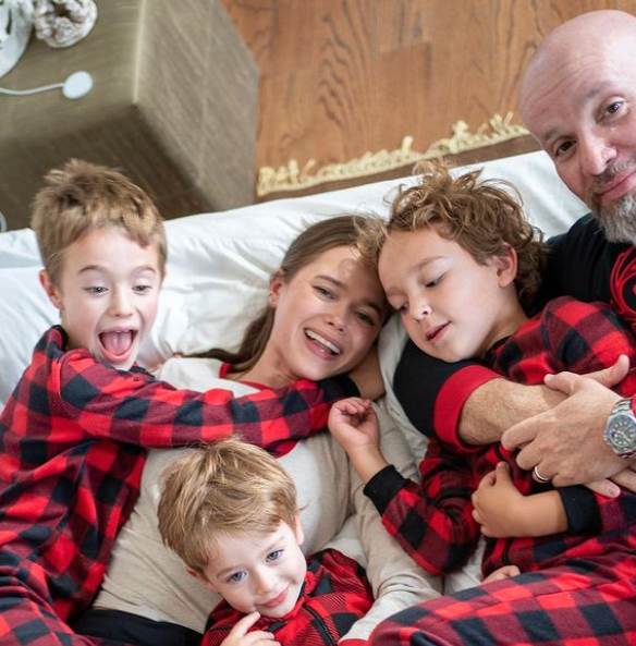 valerija lipovecki7.png