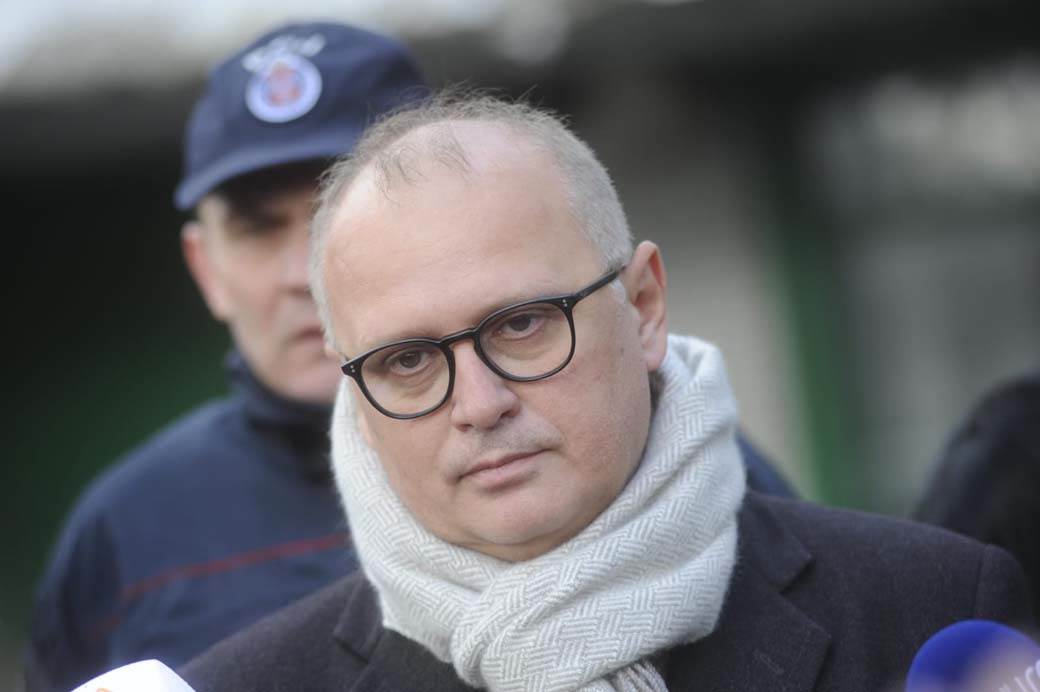 Merkator obrušen zid Goran Vesić Zoran Radojičić (4).jpg