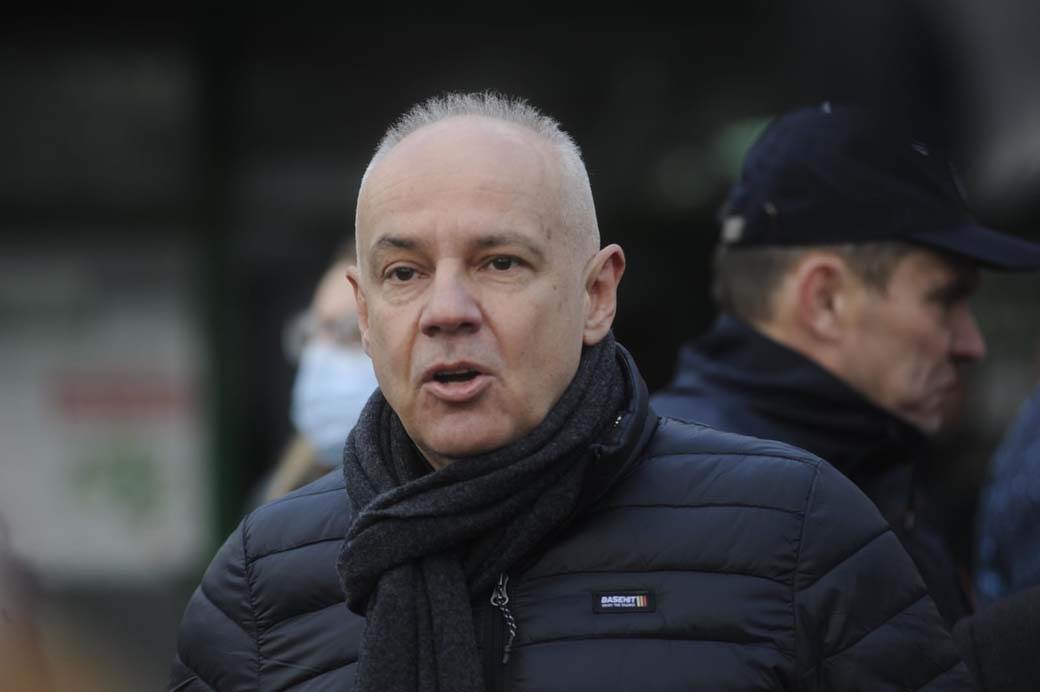 Merkator obrušen zid Goran Vesić Zoran Radojičić (6).jpg