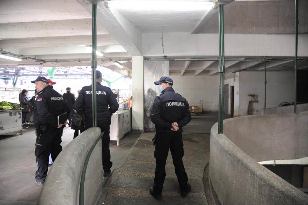 Merkator obrušen zid Goran Vesić Zoran Radojičić (11).jpg