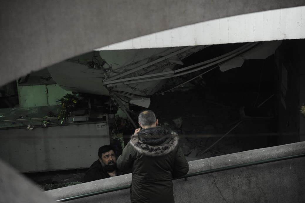 Merkator obrušen zid Goran Vesić Zoran Radojičić (20).jpg