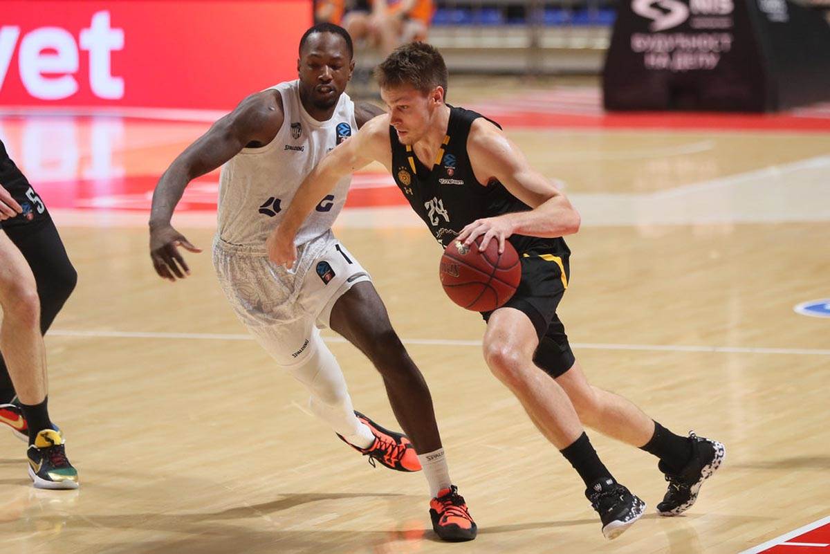 Partizan, Hamburg Towers (2).jpg