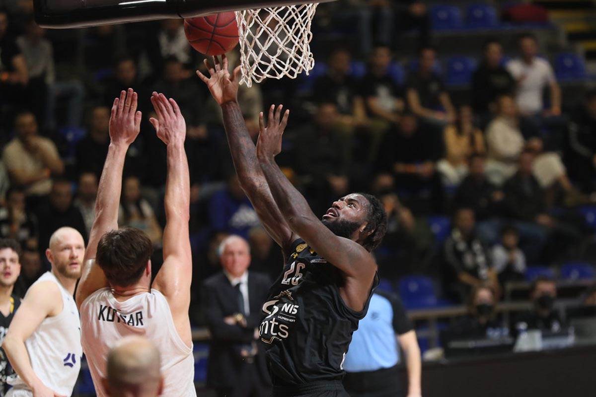 Partizan, Hamburg Towers (5).jpg