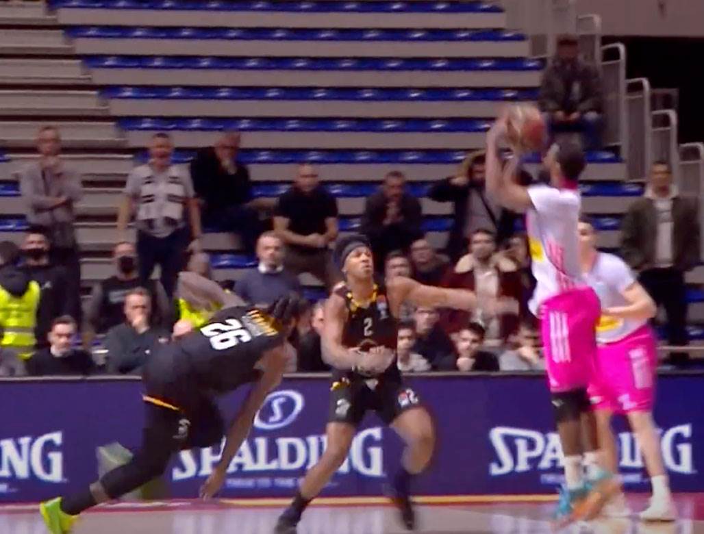 Skuči Smit trojka za pobedu protiv Partizana 2.2.jpg