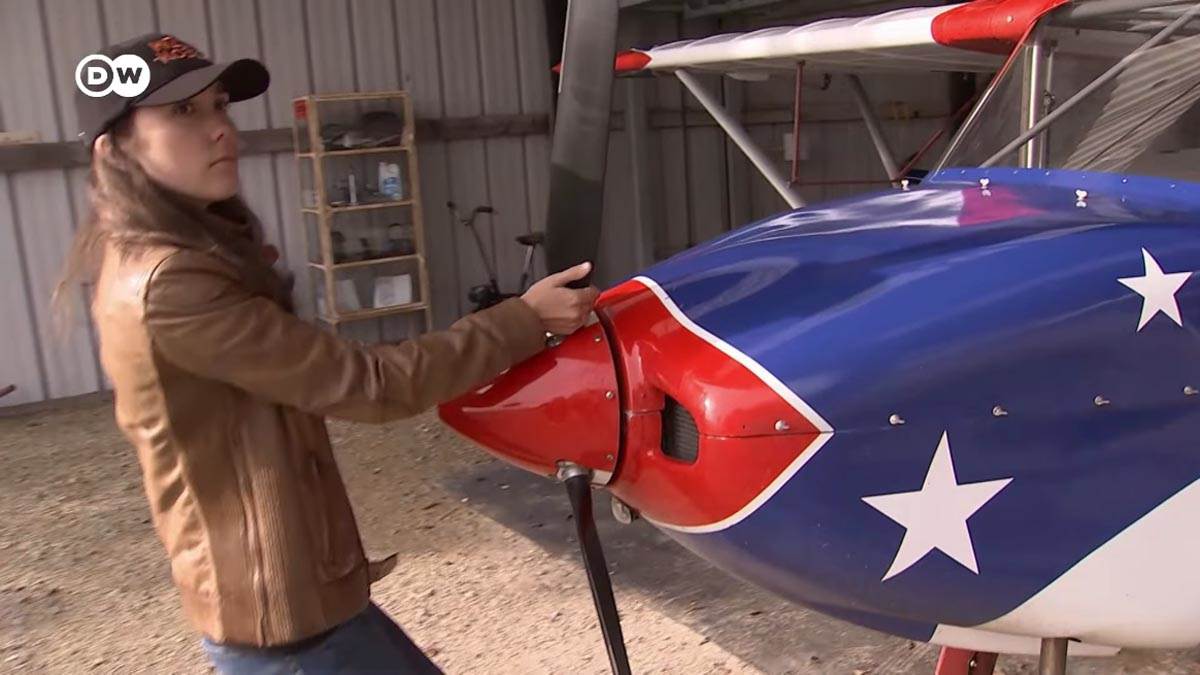 Zara Rutherford (3).jpg