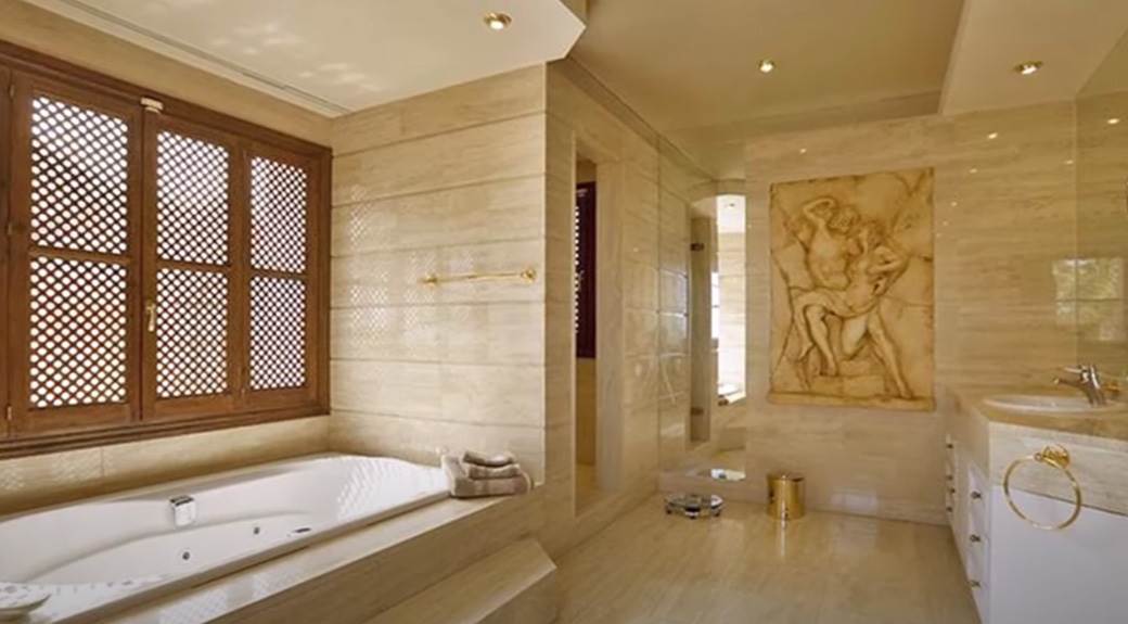 Novakova Vila u Marbelji (11).jpg