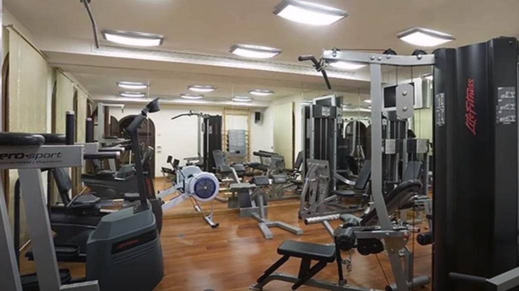 Novakova Vila u Marbelji (15).jpg