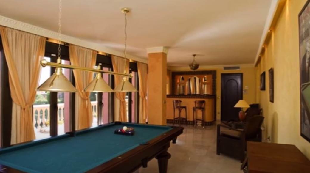 Novakova Vila u Marbelji (16).jpg