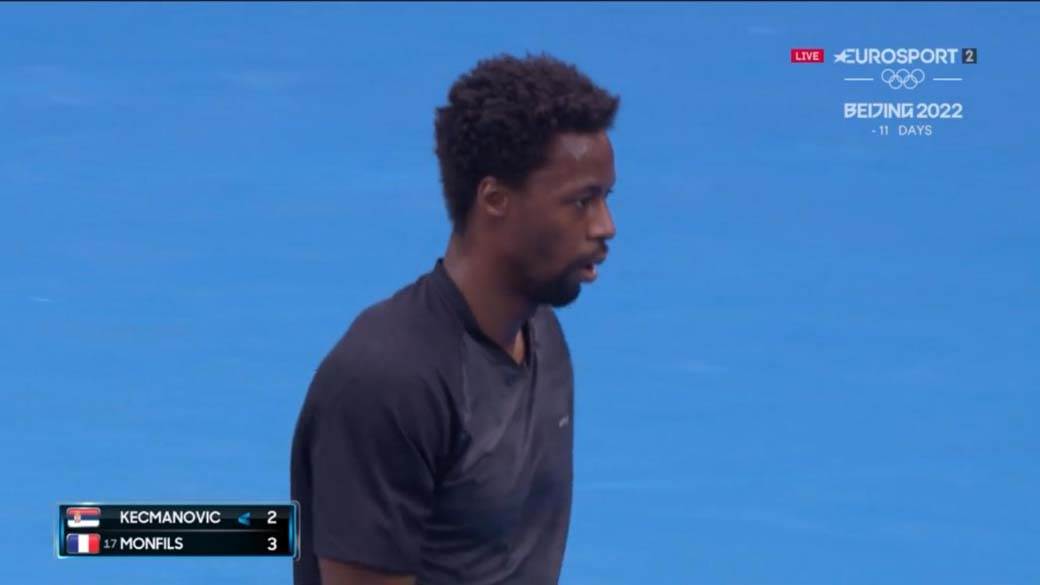 Monfis pobedio Kecmanovića zbog srpskih navijača