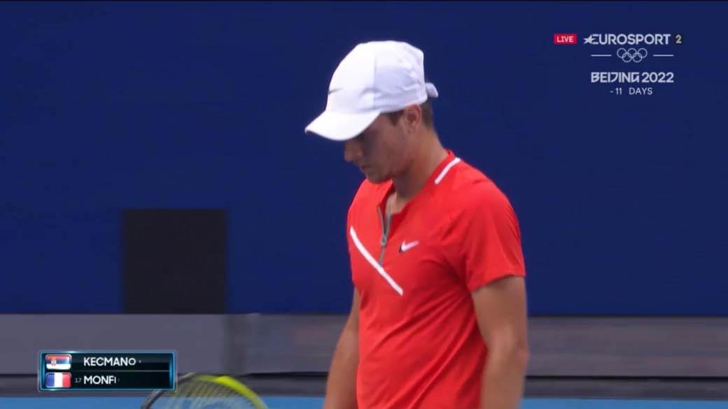 Monfis pobedio Kecmanovića zbog srpskih navijača