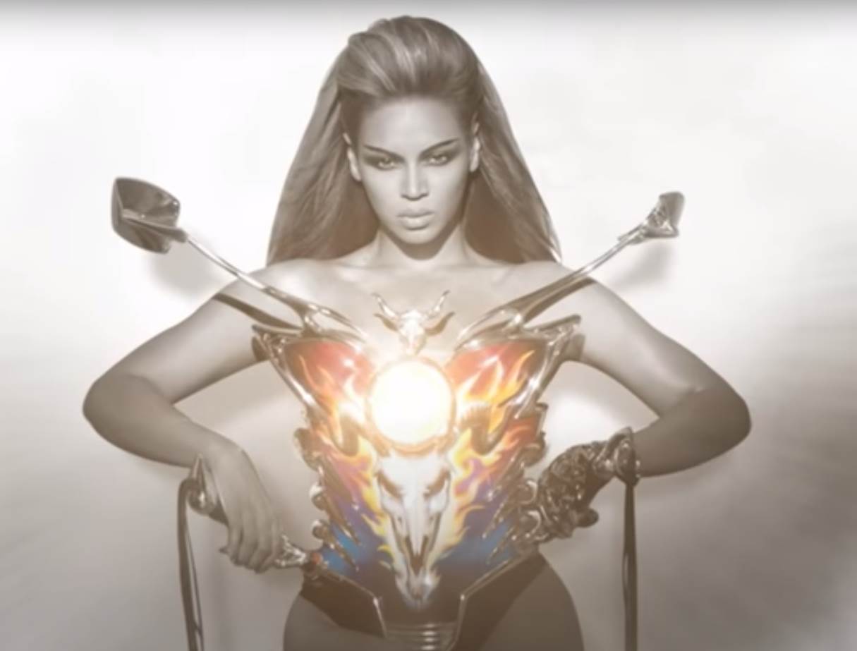 beyonce and mugler3.jpg