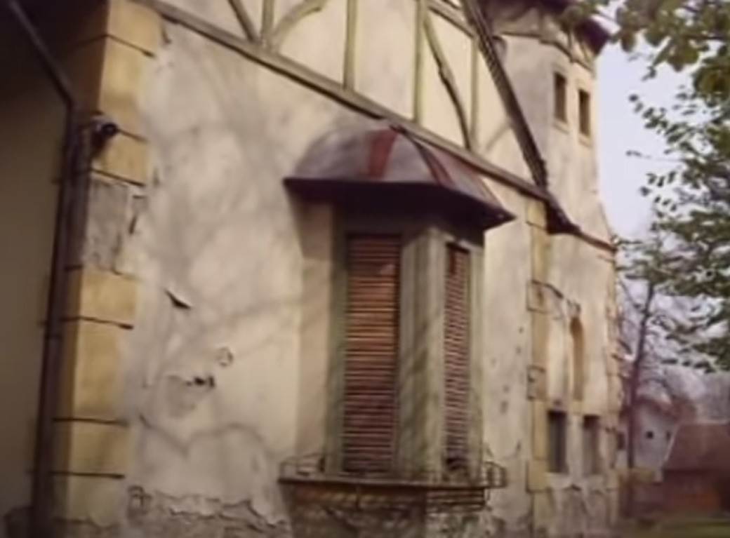 Konenova vila (8).jpg