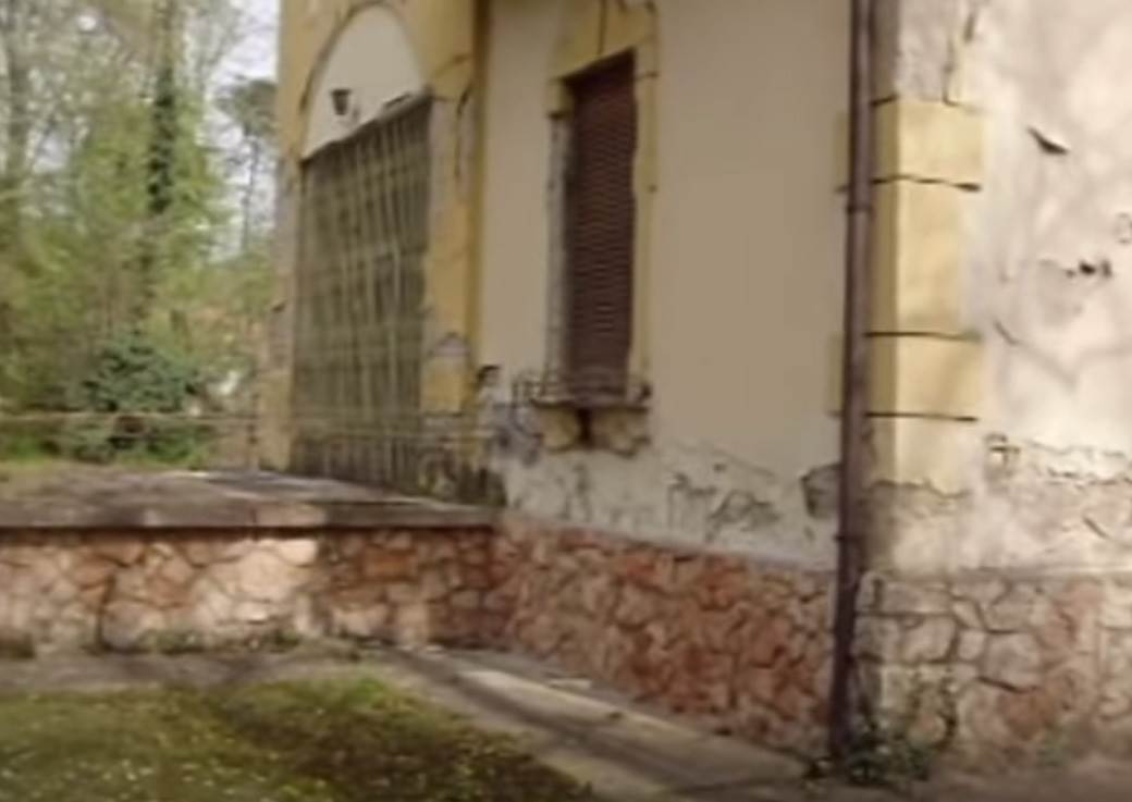 Konenova vila (10).jpg