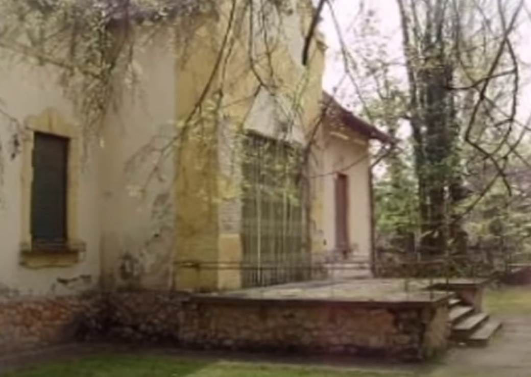 Konenova vila (13).jpg