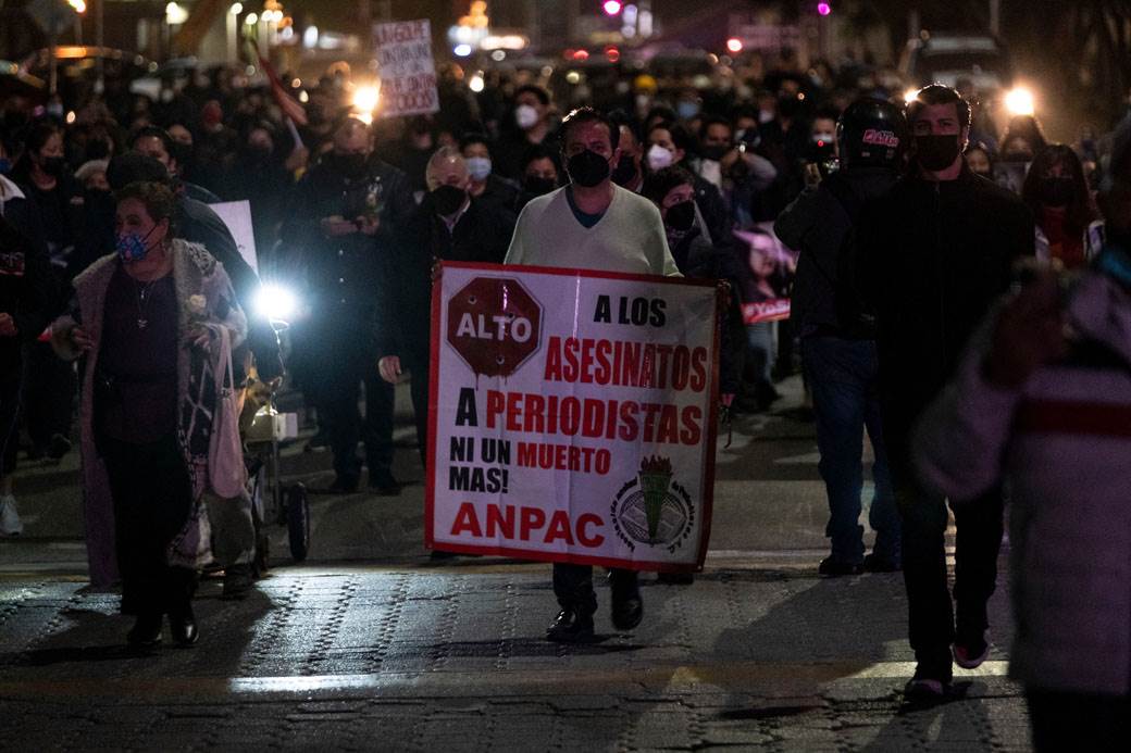 protesti novinara zbog ubistva 2.jpg