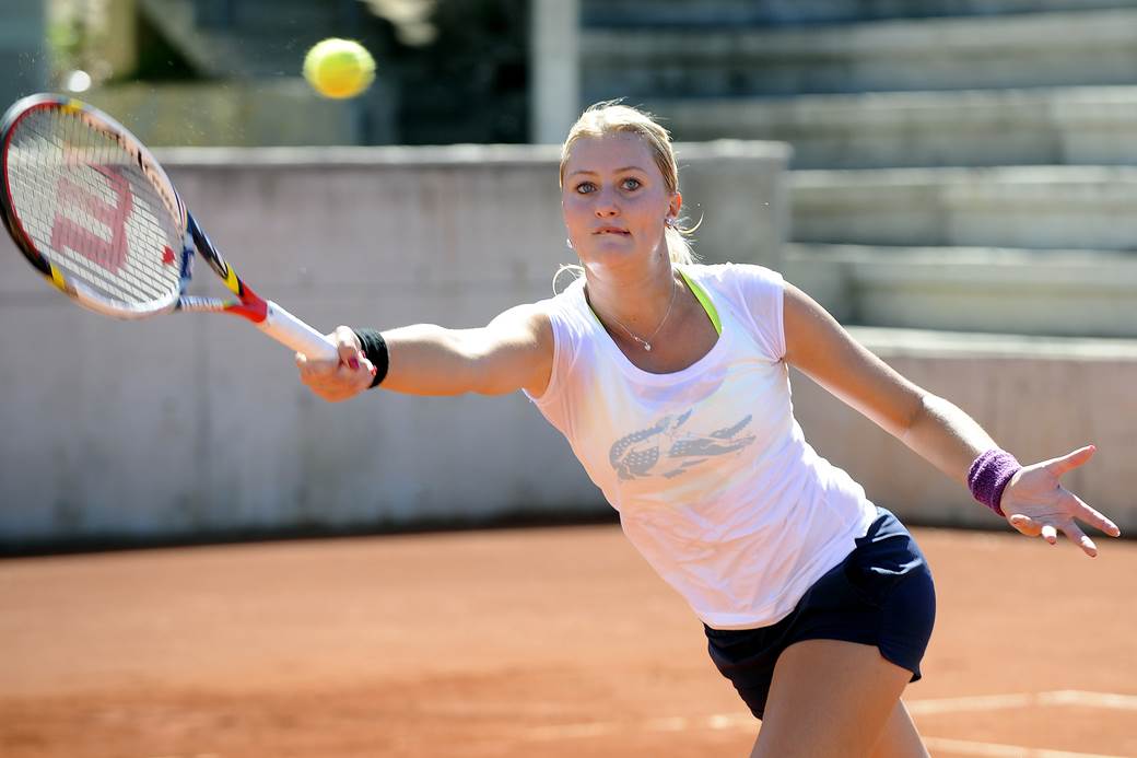 Kristina Mladenović 6.jpeg