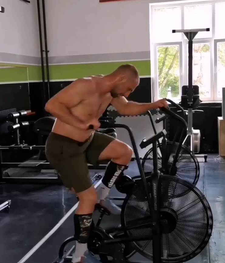 Uhapšen Nikola Stošić svetski prvak u kik boksu