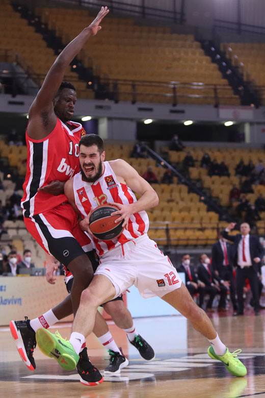 Crvena Zvezda Olimpijakos Evroliga 3.jpg