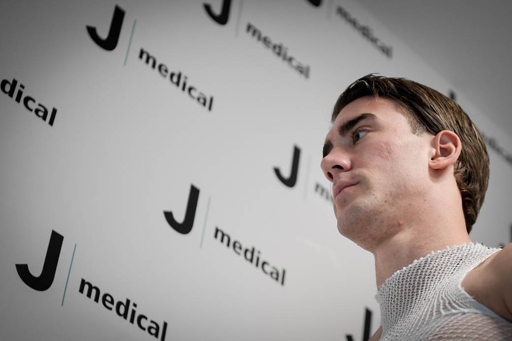 Dušan Vlahović na pregledima u Juventusu