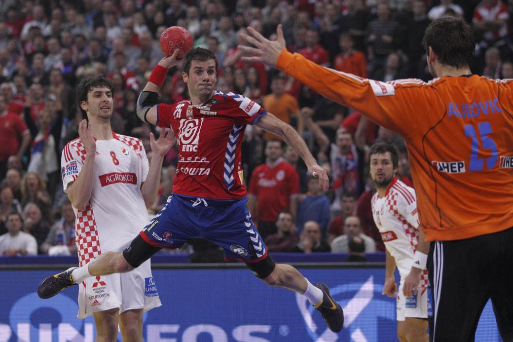 Srbija Hrvatska rukomet 2012 6.jpg