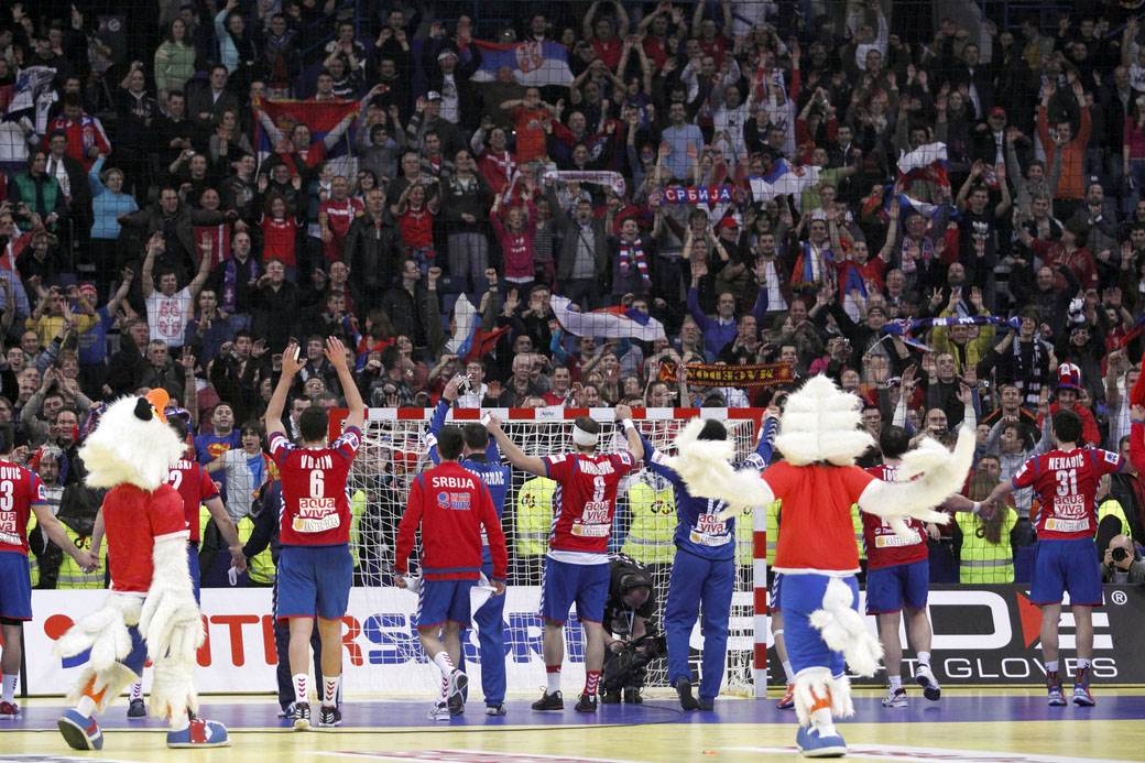 Srbija Hrvatska rukomet 2012 19.jpg