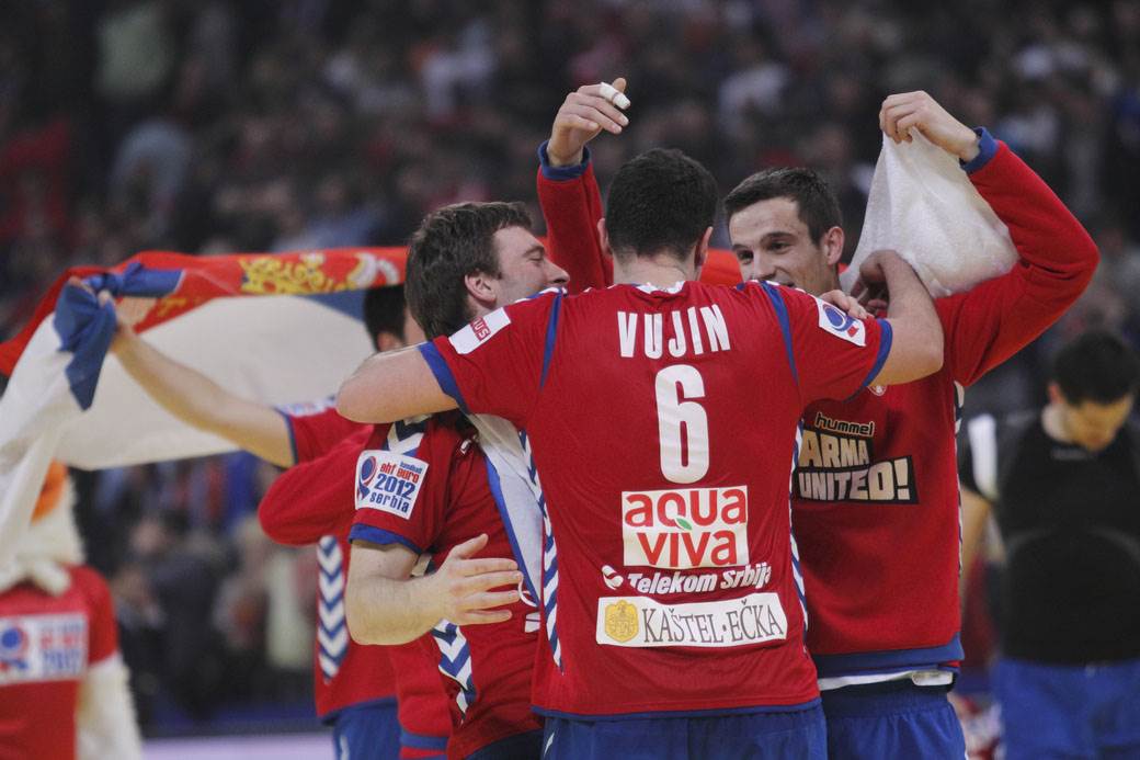 Srbija Hrvatska rukomet 2012 20.jpg