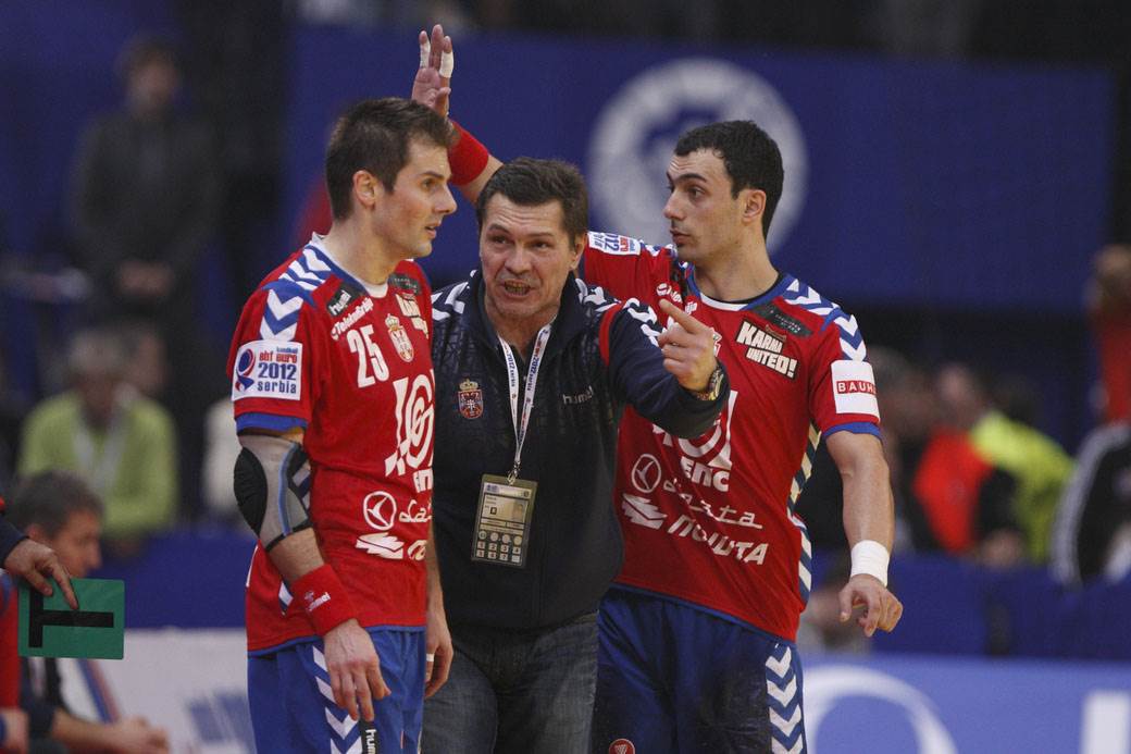 Srbija Hrvatska rukomet 2012 26.jpg