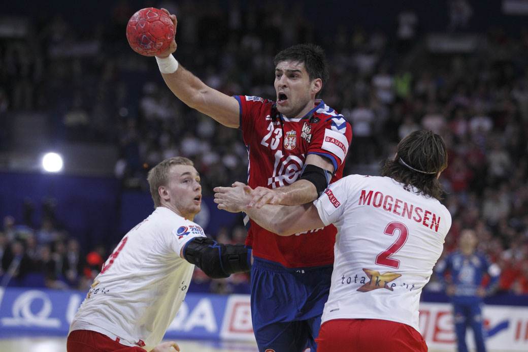 Srbija Danska rukomet 2012 12.jpg
