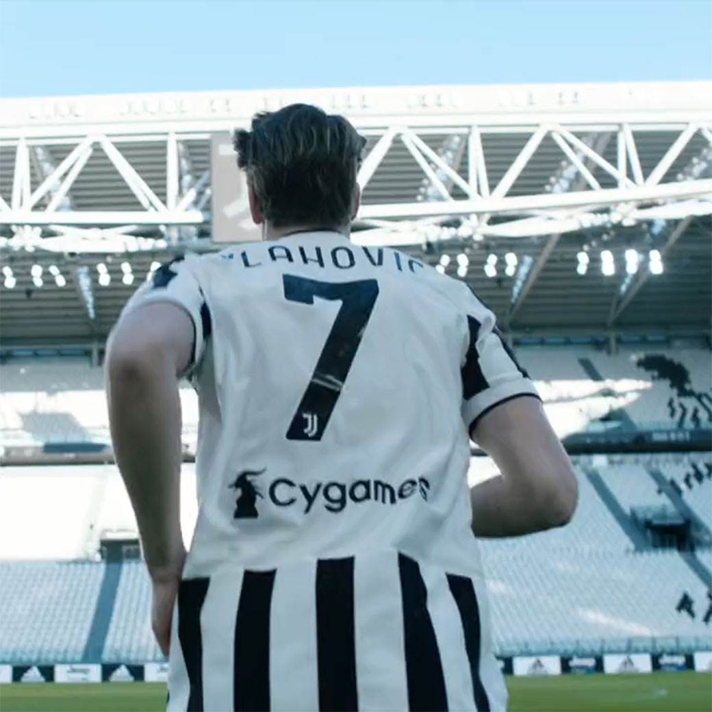 Dusan Vlahovic Juventus 6.jpg