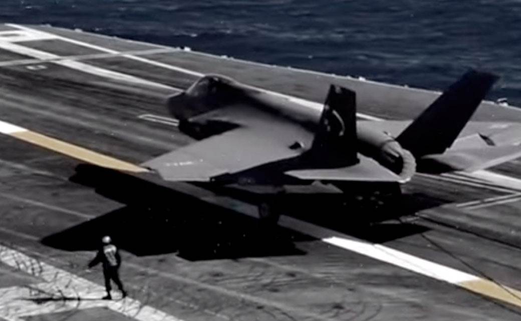 americki avion kina obala nosac 1.jpg