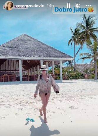 Ceca jurila doručak po bazenu