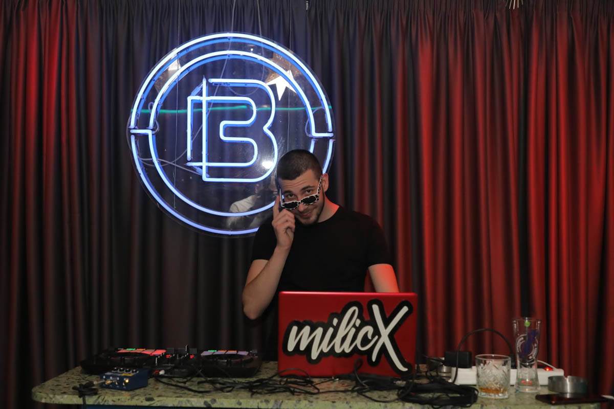 Rijaliti Bar pobednički tim na kuglanju