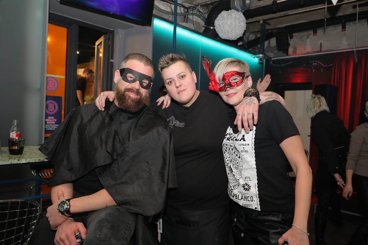 Rijaliti Bar pobednički tim na kuglanju