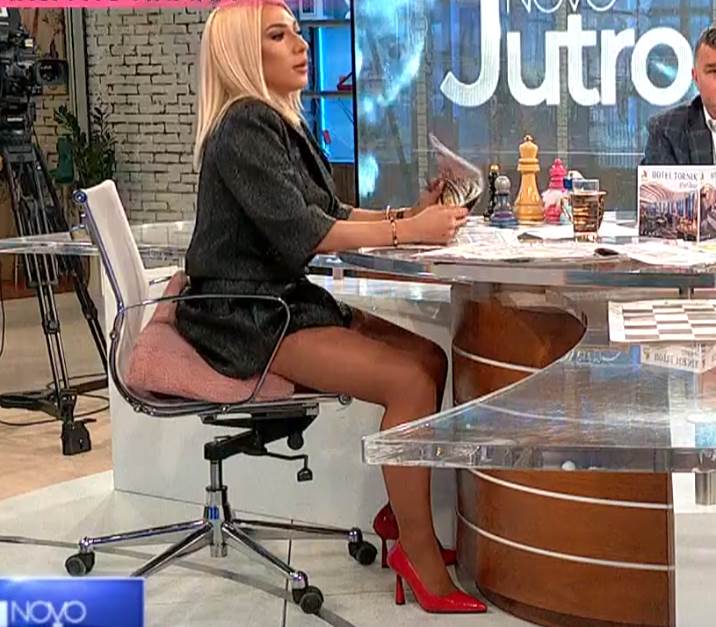 jovana jeremić5.png