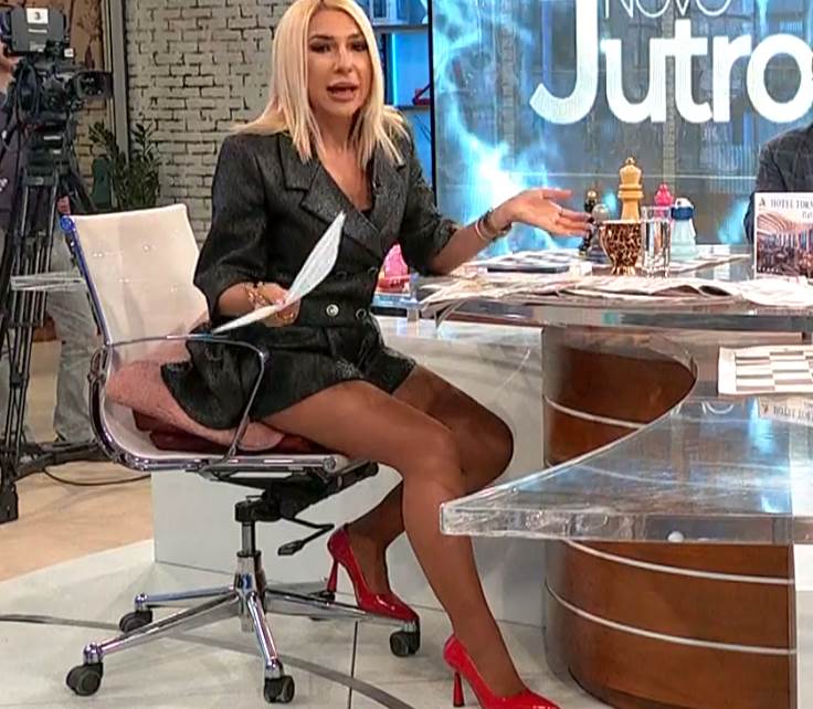 jovana jeremić2.png