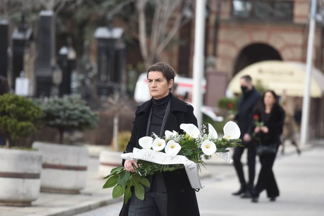 sahrana ksenije vucic 6-8.jpg