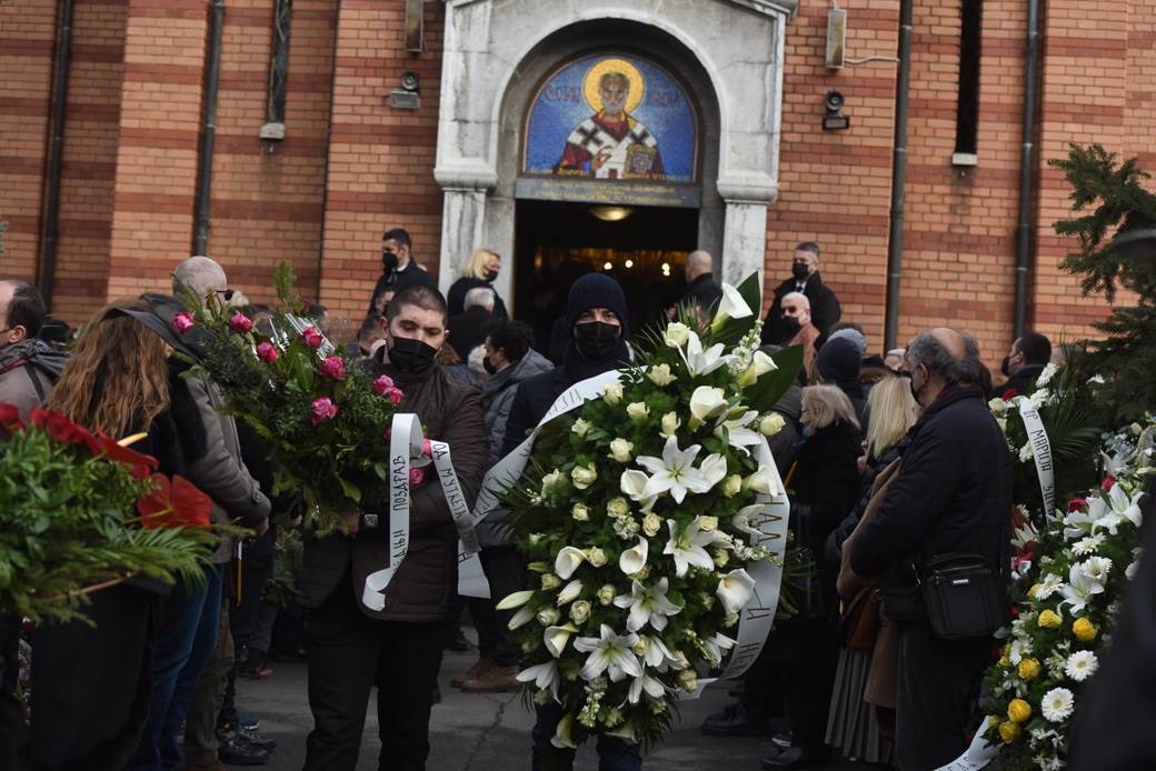 sahrana ksenije vucic 6-3.jpg