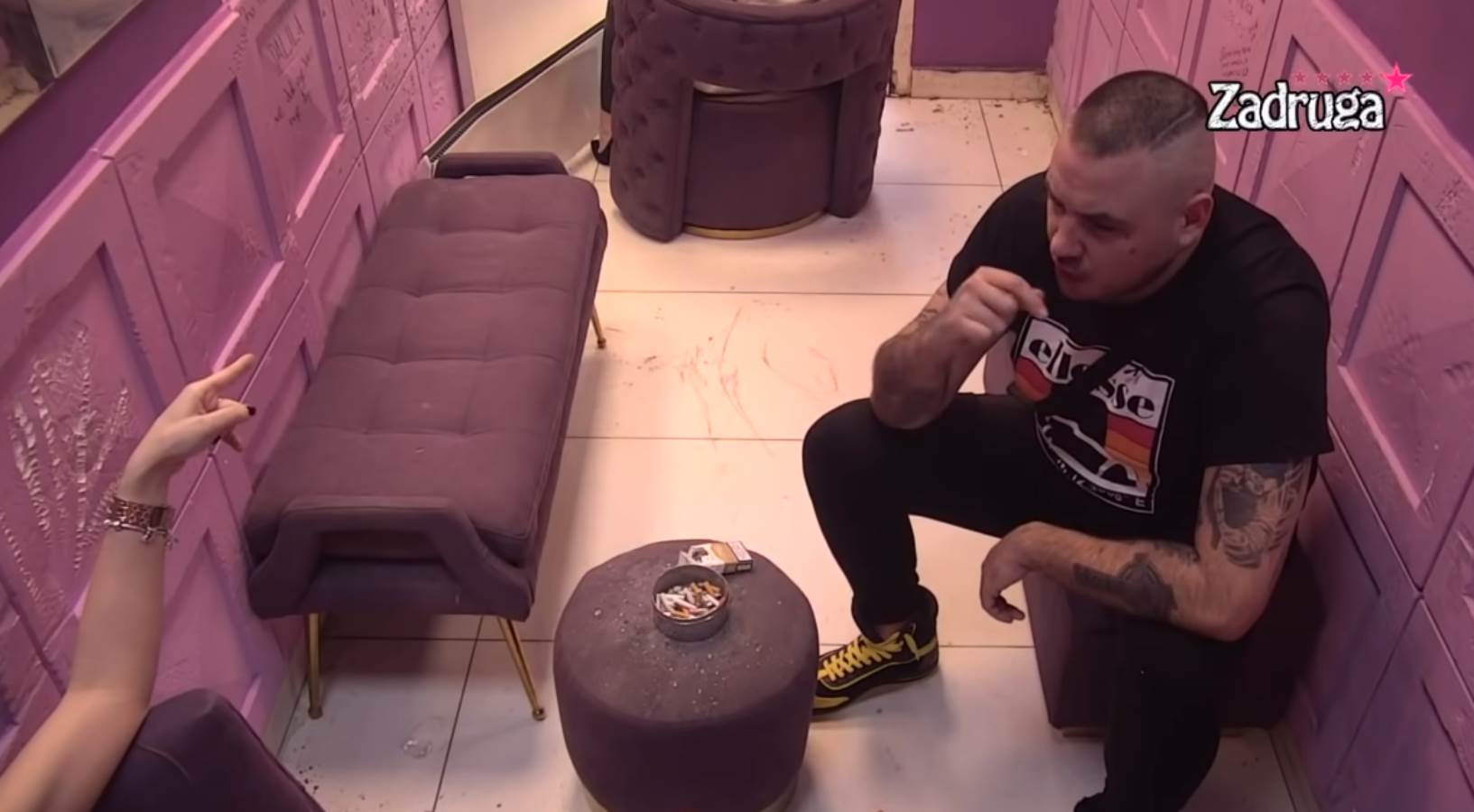 Screenshot from 2022-02-01 08-34-04.png