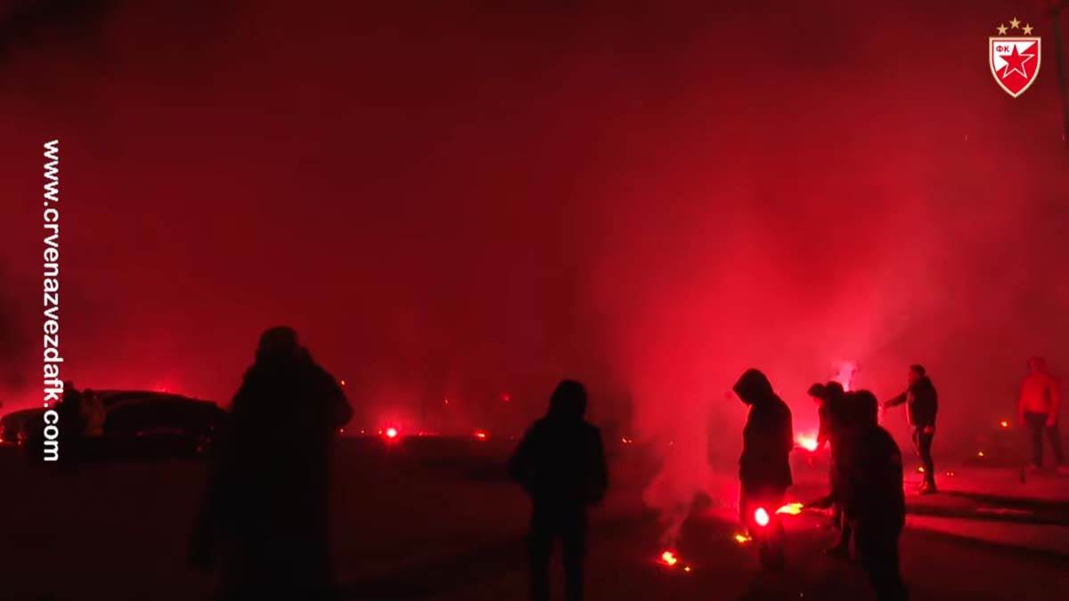 Doček Crvene Zvezde prilikom povratka sa priprema, Crvena Zvezda (12).jpg