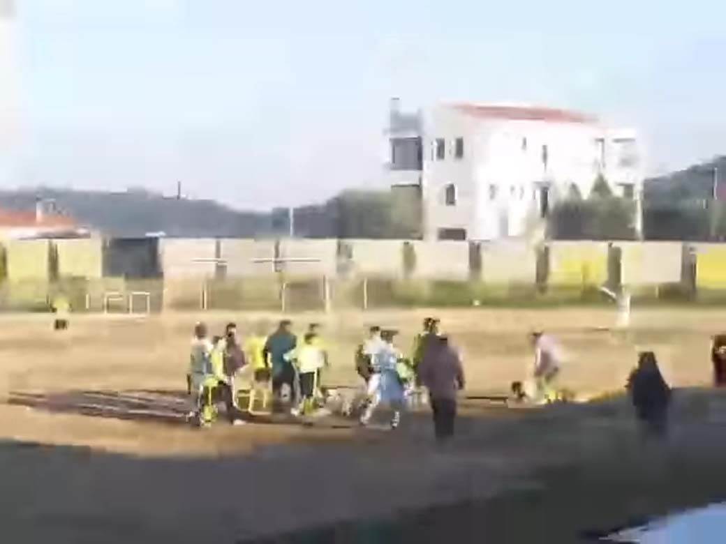 Tuča na terenu Grčka (3).jpg