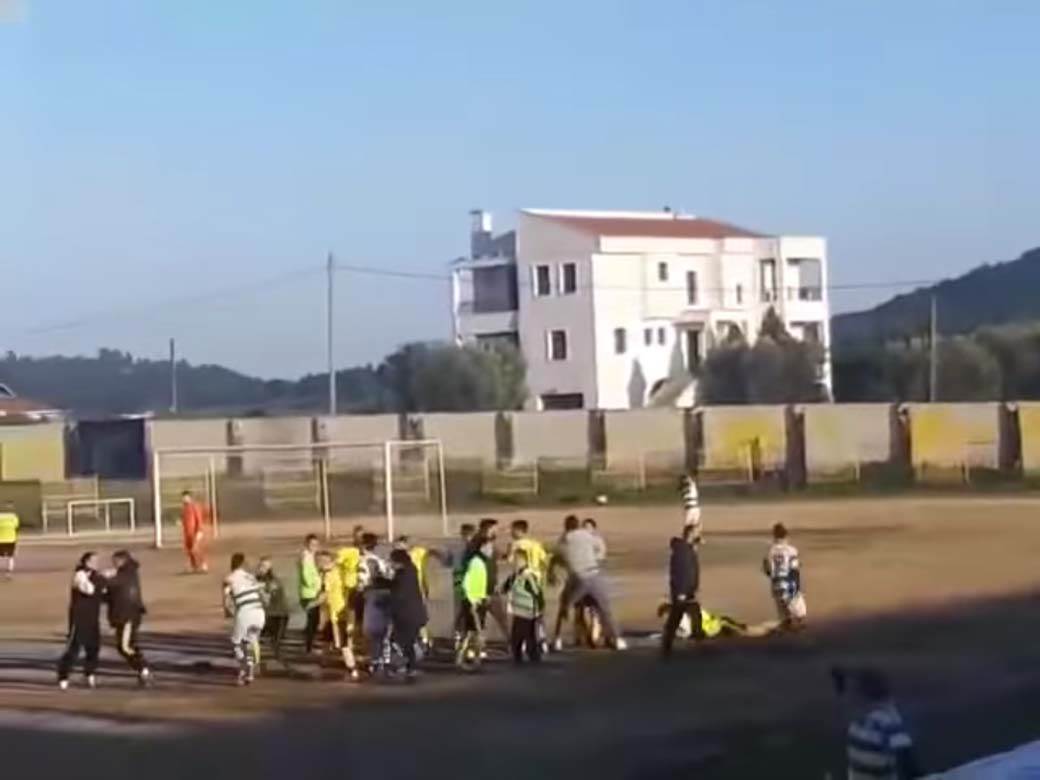 Tuča na terenu Grčka (4).jpg