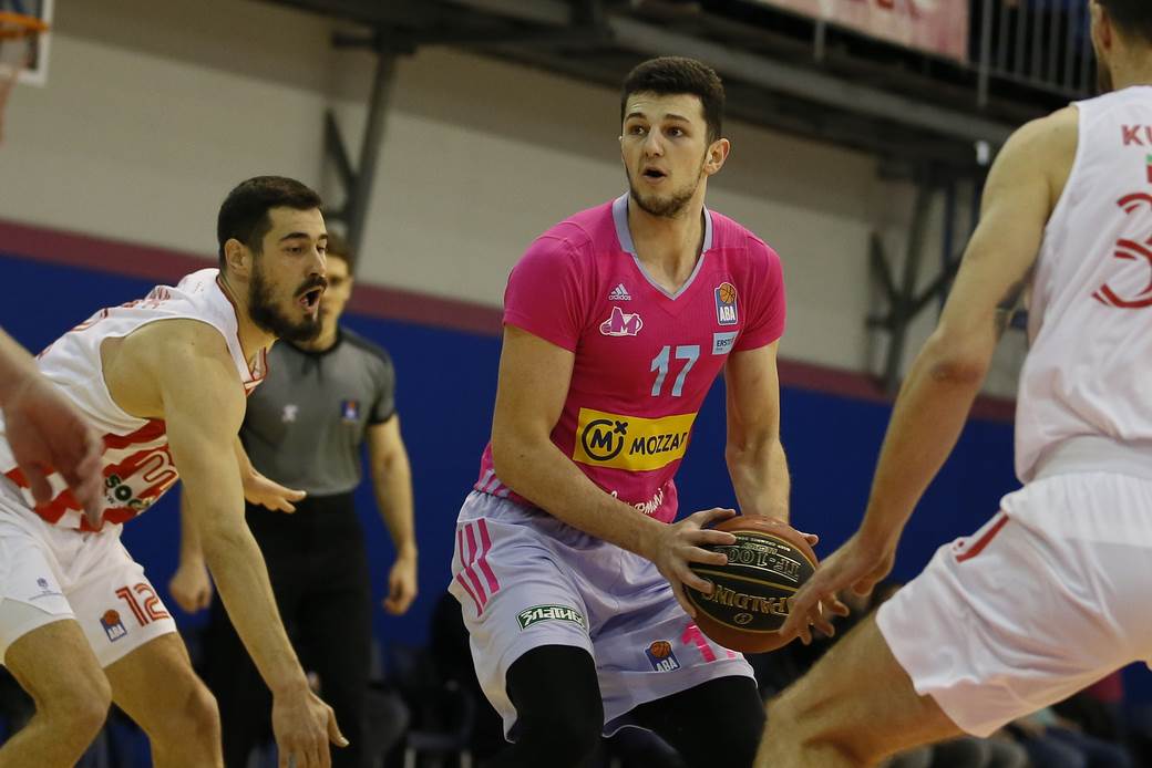 Vasilije Micić gledao Mega Zvezda